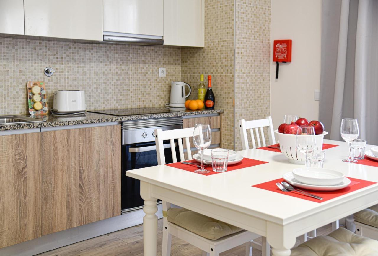 Apartamento Elegante Com Garagem E Piscina Na Praia Da Rocha Portimão Extérieur photo