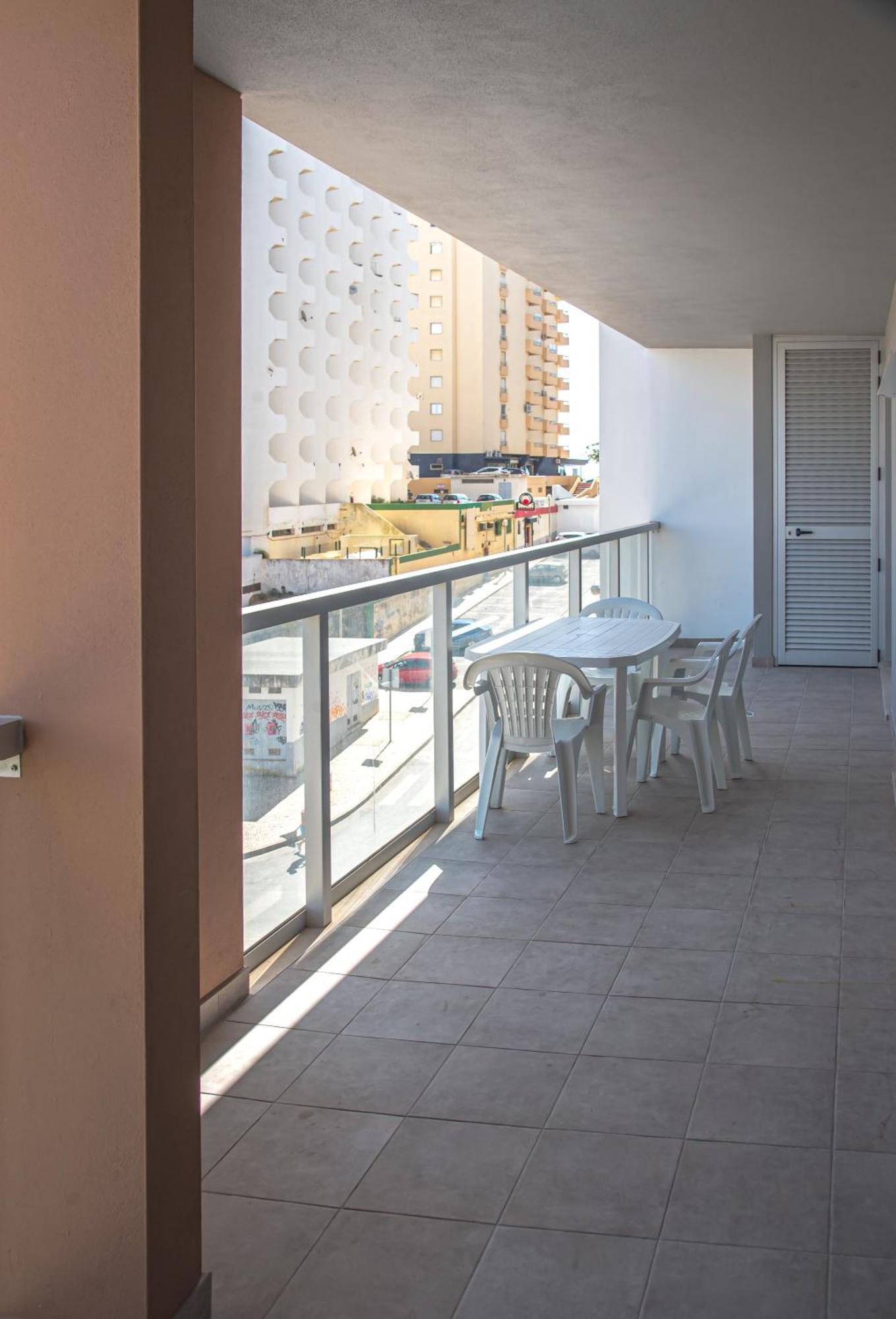 Apartamento Elegante Com Garagem E Piscina Na Praia Da Rocha Portimão Extérieur photo