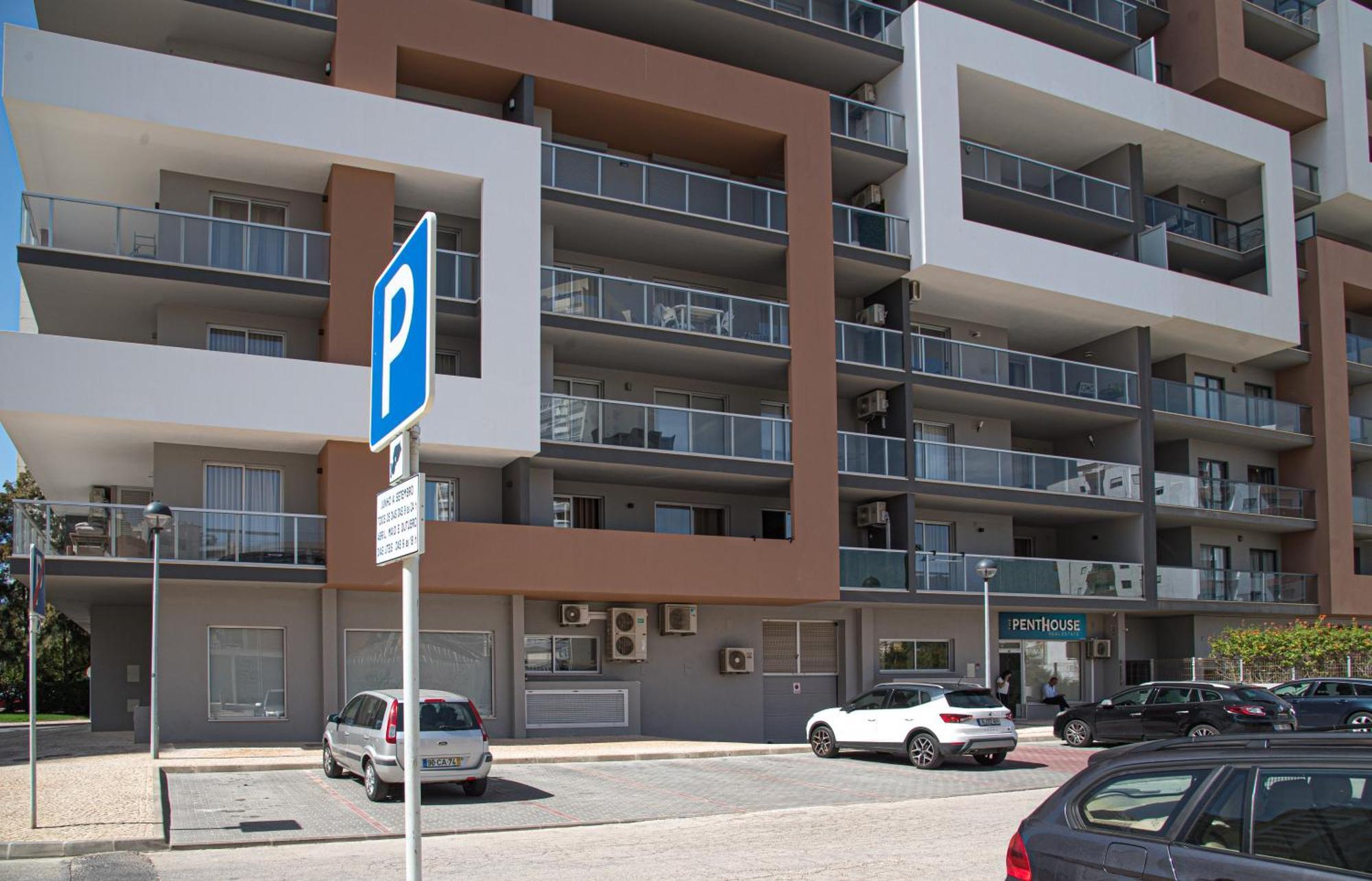 Apartamento Elegante Com Garagem E Piscina Na Praia Da Rocha Portimão Extérieur photo
